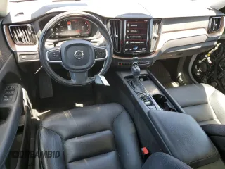 2021 Volvo XC60 Momentum with VIN YV4102DK5M1753385, listed as a Copart auction lot 57084315 with 55,462 mi miles and Salvage title. Bid and sale history available at DreamBid. Image 8.