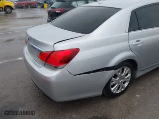 2011 Toyota Avalon with VIN 4T1BK3DB8BU435565, listed as a IAAI auction lot 41573014 with 80,193 mi miles. Bid and sale history available at carsss.com. Image 6.