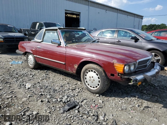 1978 Mercedes-Benz SL with VIN NY25551, listed as a Copart auction lot 64149885 with 97,330 mi miles and Clean title. Bid and sale history available at DreamBid. Image 4.