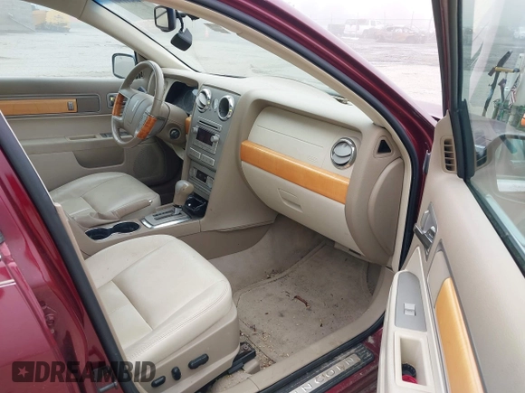 2007 Lincoln MKZ z VIN 3LNHM28T57R661630, wystawiony jako IAAI lot #42521194 z przebiegiem 123 435 mil mil oraz . Historia ofert i sprzedaży dostępna na DreamBid. Obrazek 5.