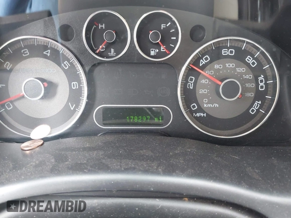 2008 Ford Taurus X SEL с VIN 1FMDK02W38GA43355, выставлен на аукционе IAAI как лот 42380357 с пробегом 178 297 миль миль и . История ставок и продаж доступна на DreamBid. Изображение 7.