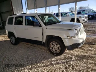 2015 Jeep Patriot Sport with VIN 1C4NJPBA4FD209051, listed as a Copart auction lot 84443874 with 131,962 mi miles and Salvage Title. Bid and sale history available at carsss.com. Image 4.
