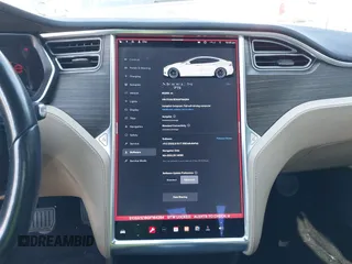 2016 Tesla Model S 70 with VIN 5YJSA1E16GF164264, listed as a IAAI auction lot 40976293 with 68,940 mi miles and . Bid and sale history available at DreamBid. Image 18.