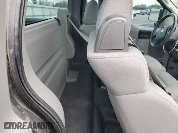 2007 Ford F-150 XL with VIN 1FTRF12207KD50317, listed as a Copart auction lot 58611805 with 122,940 mi miles and Salvage title. Bid and sale history available at DreamBid. Image 10.