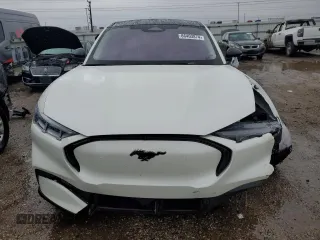 2022 Ford Mustang Mach-E Premium с VIN 3FMTK3R72NMA03426, выставлен на аукционе Copart как лот 86403874 с пробегом 25 891 миль миль и Списание • Salvage title. История ставок и продаж доступна на DreamBid. Изображение 5.