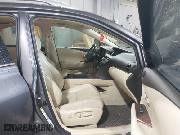 2015 Lexus RX 350 z VIN 2T2BK1BA9FC301567, wystawiony jako IAAI lot #42334065 z przebiegiem 129 779 mil mil oraz . Historia ofert i sprzedaży dostępna na DreamBid. Obrazek 5.
