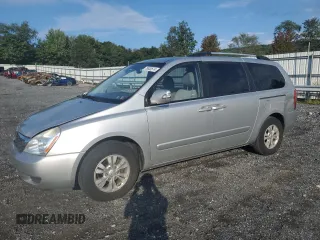 2012 Kia Sedona LX with VIN KNDMG4C78C6434391, listed as a Copart auction lot 70853574 with 127,359 mi miles and Salvage Title. Bid and sale history available at carsss.com. Image 1.