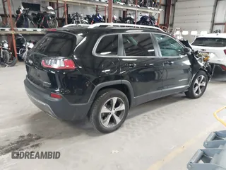 2019 Jeep Cherokee High Altitude z VIN 1C4PJMDX6KD159241, wystawiony jako IAAI lot #40742596 z przebiegiem 37 407 mil mil oraz . Historia ofert i sprzedaży dostępna na DreamBid. Obrazek 4.