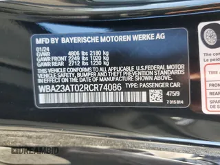 2024 BMW 4 Series 430i z VIN WBA23AT02RCR74086, wystawiony jako Copart lot #45693975 z przebiegiem 17 281 mil mil oraz Tytuł czysty. Historia ofert i sprzedaży dostępna na DreamBid. Obrazek 12.