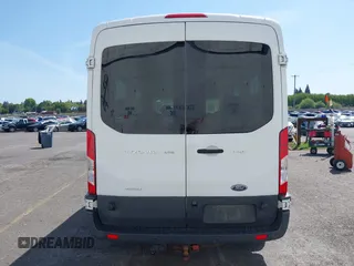 2015 Ford Transit Passenger XL z VIN 1FBAX2CG7FKA75719, wystawiony jako IAAI lot #42135118 z przebiegiem Nie podano mil oraz . Historia ofert i sprzedaży dostępna na DreamBid. Obrazek 16.