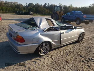 2001 BMW 3 Series 330Ci with VIN WBABN53461JU30596, listed as a Copart auction lot 73833734 with 132,821 mi miles and Salvage Title. Bid and sale history available at carsss.com. Image 3.