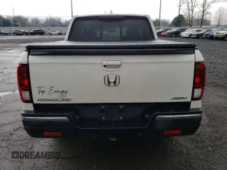 2019 Honda Ridgeline RTL-T with VIN 5FPYK3F63KB006493, listed as a Copart auction lot 43466445 with 51,021 mi miles and Salvage title. Bid and sale history available at DreamBid. Image 6.