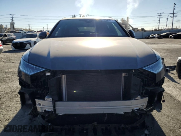 2023 Audi Q8 Premium Plus z VIN WA1EVBF12PD045117, wystawiony jako Copart lot #82049644 z przebiegiem Nie podano mil oraz Szkoda całkowita • Salvage title. Historia ofert i sprzedaży dostępna na DreamBid. Obrazek 5.