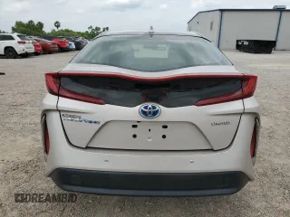 2020 Toyota Prius LE z VIN JTDKARFP9L3138248, wystawiony jako Copart lot #54676615 z przebiegiem 43 323 mil mil oraz Szkoda całkowita • Salvage title. Historia ofert i sprzedaży dostępna na DreamBid. Obrazek 6.