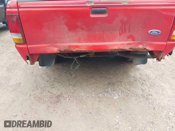 1996 Ford Ranger XL with VIN 1FTCR10AXTTA32264, listed as a IAAI auction lot 42557084 with 175,061 mi miles and . Bid and sale history available at DreamBid. Image 6.