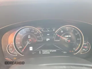 2019 BMW M5 z VIN WBSJF0C53KB284878, wystawiony jako Copart lot #59773965 z przebiegiem Nie podano mil oraz Szkoda całkowita • Salvage title. Historia ofert i sprzedaży dostępna na DreamBid. Obrazek 9.