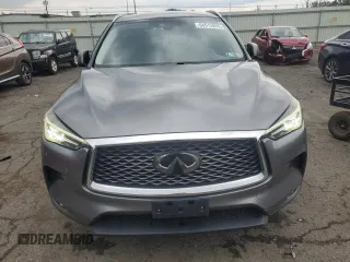 2019 Infiniti QX50 Essential z VIN 3PCAJ5M31KF129307, wystawiony jako Copart lot #64513855 z przebiegiem 111 663 mil mil oraz Czysty tytuł • Clean title. Historia ofert i sprzedaży dostępna na DreamBid. Obrazek 5.