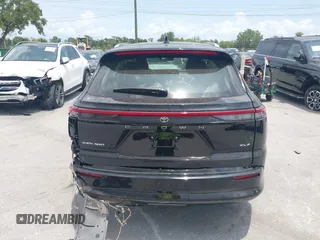 2025 Toyota Crown XLE z VIN JTDACAAJ1S3007128, wystawiony jako IAAI lot #42217220 z przebiegiem 2016 mil mil oraz . Historia ofert i sprzedaży dostępna na DreamBid. Obrazek 16.