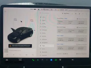 2021 Tesla Model Y Standard Range with VIN 5YJYGDED9MF103989, listed as a IAAI auction lot 41482268 with 33,485 mi miles and . Bid and sale history available at DreamBid. Image 19.