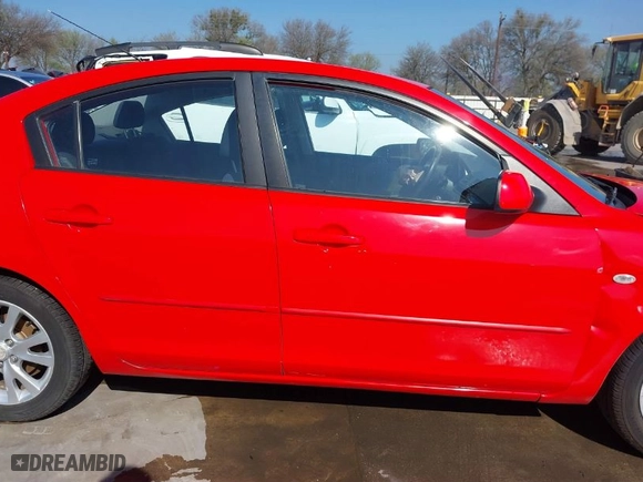 2007 Mazda Mazda3 i Sport with VIN JM1BK12F971640545, listed as a IAAI auction lot 38899901 with 175,060 mi miles. Bid and sale history available at carsss.com. Image 13.