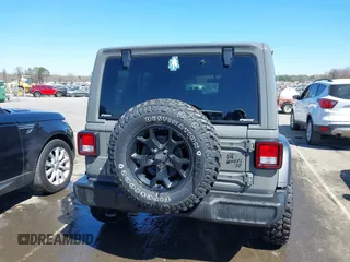 2022 Jeep Wrangler Unlimited Sport S with VIN 1C4HJXDG1NW200793, listed as a IAAI auction lot 41810817 with 35,212 mi miles. Bid and sale history available at carsss.com. Image 16.