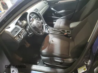 2013 Volkswagen Passat Wolfsburg Edition с VIN 1VWAP7A3XDC085495, выставлен на аукционе Copart как лот 56910795 с пробегом 89 128 миль миль и Списание • Salvage title. История ставок и продаж доступна на DreamBid. Изображение 7.