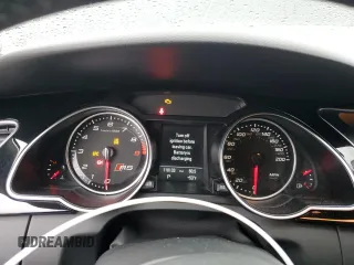 2014 Audi RS 5 z VIN WUAC6AFR6EA902406, wystawiony jako Copart lot #80918504 z przebiegiem 110 133 mil mil oraz Szkoda całkowita • Salvage title. Historia ofert i sprzedaży dostępna na DreamBid. Obrazek 9.