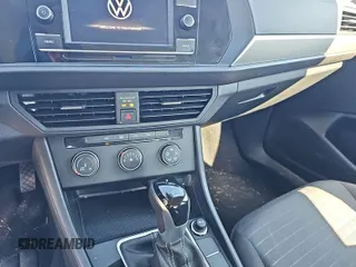 2024 Volkswagen Jetta S с VIN 3VW5M7BU5RM051603, выставлен на аукционе IAAI как лот 42809071 с пробегом 27 297 миль миль и . История ставок и продаж доступна на DreamBid. Изображение 20.