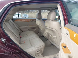 2007 Toyota Avalon XL with VIN 4T1BK36B37U173085, listed as a IAAI auction lot 41748541 with 164,021 mi miles. Bid and sale history available at carsss.com. Image 8.