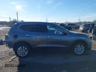 2018 Nissan Rogue S with VIN 5N1AT2MV1JC850356, listed as a IAAI auction lot 41377616 with 555,746 mi miles. Bid and sale history available at carsss.com. Image 14.