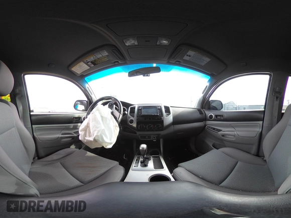 2014 Toyota Tacoma with VIN 3TMLU4EN0EM148389, listed as a IAAI auction lot 41490721 with 119,731 mi miles. Bid and sale history available at carsss.com. Image 18.