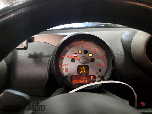 2012 MINI Countryman S z VIN WMWZC3C57CWL84736, wystawiony jako Copart lot #48465845 z przebiegiem 223 370 mil mil oraz Szkody całkowita. Historia ofert i sprzedaży dostępna na DreamBid. Obrazek 9.