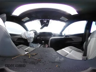2025 Toyota Camry LE z VIN 4T1DAACK3SU065224, wystawiony jako IAAI lot #42341546 z przebiegiem 3 186 mil mil oraz . Historia ofert i sprzedaży dostępna na DreamBid. Obrazek 18.