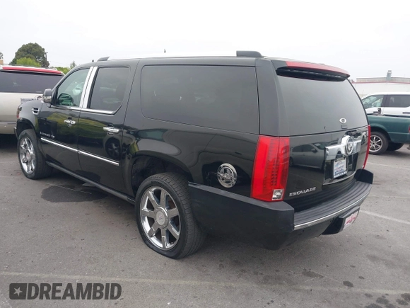 2007 Cadillac Escalade ESV z VIN 1GYFK66857R321889, wystawiony jako IAAI lot #42459011 z przebiegiem 194 146 mil mil oraz . Historia ofert i sprzedaży dostępna na DreamBid. Obrazek 3.