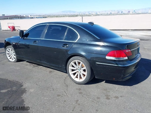 2007 BMW 7 Series 750Li with VIN WBAHN83537DT70322, listed as a IAAI auction lot 41842120 with 166,465 mi miles. Bid and sale history available at carsss.com. Image 3.