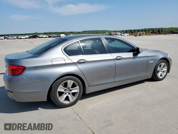 2012 BMW 5 Series 528i with VIN WBAXG5C51CDX03860, listed as a Copart auction lot 51464415 with 131,006 mi miles and Salvage Title. Bid and sale history available at carsss.com. Image 3.