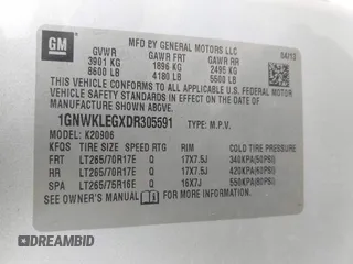 2013 Chevrolet Suburban LS z VIN 1GNWKLEGXDR305591, wystawiony jako IAAI lot #41785334 z przebiegiem 203 613 mil mil oraz . Historia ofert i sprzedaży dostępna na DreamBid. Obrazek 9.