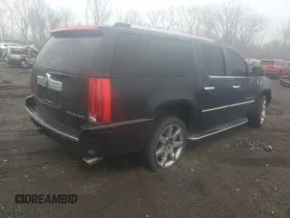 2010 Cadillac Escalade ESV Luxury z VIN 1GYUKHEF1AR199882, wystawiony jako Copart lot #49752735 z przebiegiem 201 061 mil mil oraz Czysty tytuł • Clean title. Historia ofert i sprzedaży dostępna na DreamBid. Obrazek 3.