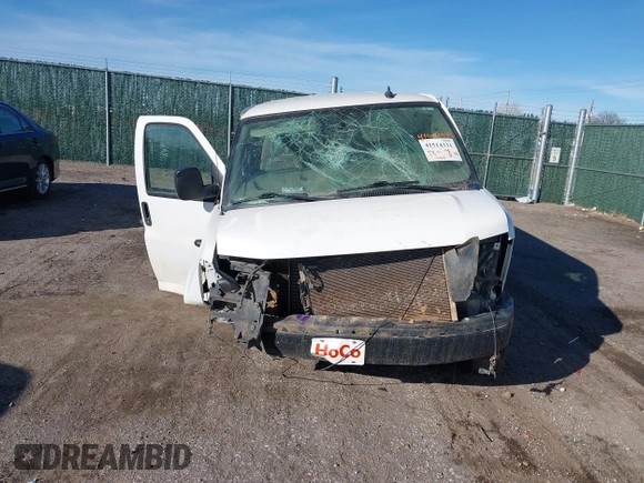2020 Chevrolet Express Cargo Van with VIN 1GCWGBFP1L1125593, listed as a IAAI auction lot 41514331 with 204,887 mi miles. Bid and sale history available at carsss.com. Image 13.