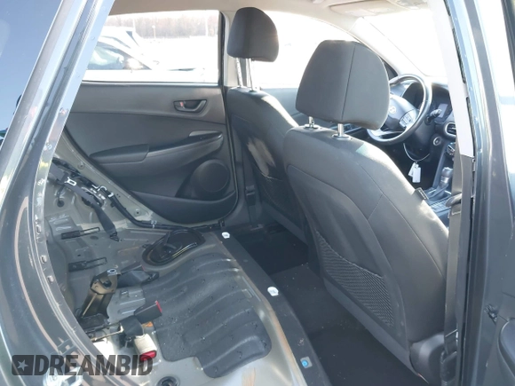 2019 Hyundai Kona SEL with VIN KM8K2CAAXKU318906, listed as a IAAI auction lot 41992237 with 101,964 mi miles. Bid and sale history available at carsss.com. Image 8.