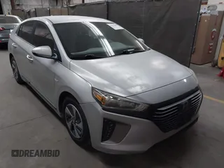 2018 Hyundai Ioniq SEL z VIN KMHC75LC2JU071766, wystawiony jako IAAI lot #42334469 z przebiegiem 78 987 mil mil oraz . Historia ofert i sprzedaży dostępna na DreamBid. Obrazek 1.