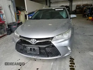 2015 Toyota Camry XLE with VIN 4T1BF1FK3FU949514, listed as a Copart auction lot 53037825 with 145,114 mi miles and Salvage Title. Bid and sale history available at carsss.com. Image 10.