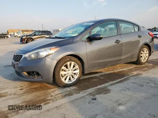 2016 Kia Forte LX z VIN KNAFX4A63G5551727, wystawiony jako Copart lot #57062515 z przebiegiem 131 419 mil mil oraz Szkoda całkowita • Salvage title. Historia ofert i sprzedaży dostępna na DreamBid. Obrazek 1.