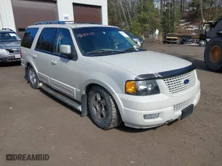 2006 Ford Expedition Limited with VIN 1FMFU20546UA63725, listed as a IAAI auction lot 41782143 with NaN miles. Bid and sale history available at carsss.com. Image 1.