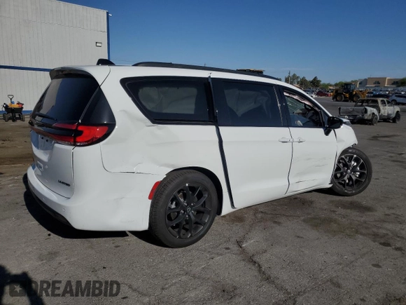 2025 Chrysler Pacifica Limited with VIN 2C4RC1GG2SR570078, listed as a Copart auction lot 59219585 with Not provided miles and Salvage title. Bid and sale history available at DreamBid. Image 3.