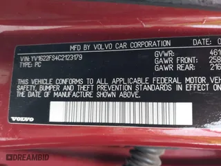 2012 Volvo S60 T5 with VIN YV1622FS4C2123179, listed as a IAAI auction lot 41903002 with 109,968 mi miles. Bid and sale history available at carsss.com. Image 9.