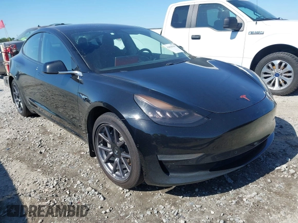 2018 Tesla Model 3 Long Range Battery z VIN 5YJ3E1EA9JF123109, wystawiony jako IAAI lot #42038158 z przebiegiem 133 361 mil mil oraz . Historia ofert i sprzedaży dostępna na DreamBid. Obrazek 1.