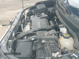 2020 Chevrolet Equinox LT с VIN 2GNAXUEV0L6184449, выставлен на аукционе IAAI как лот 43339707 с пробегом 26 407 миль миль и . История ставок и продаж доступна на DreamBid. Изображение 21.