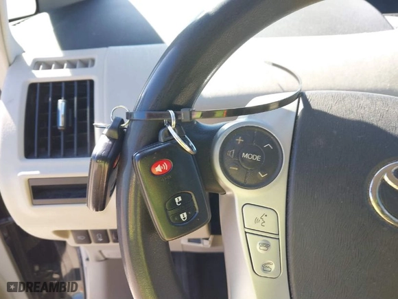 2012 Toyota Prius v Two with VIN JTDZN3EU4C3066057, listed as a IAAI auction lot 41771049 with NaN miles. Bid and sale history available at carsss.com. Image 11.