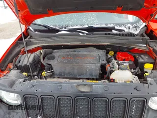 2020 Jeep Renegade Latitude with VIN ZACNJABB9LPL17388, listed as a IAAI auction lot 41276524 with 49,086 mi miles and . Bid and sale history available at DreamBid. Image 10.